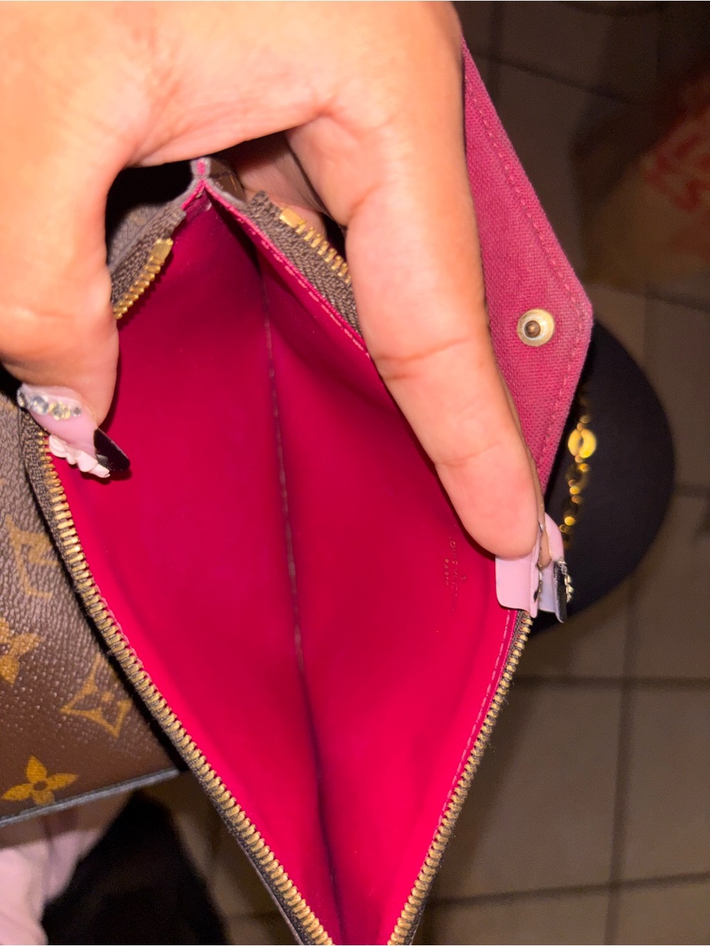 Louis Vuitton Monogram Felicie Pochette Crossbody Wallet - Picture 9 of 9